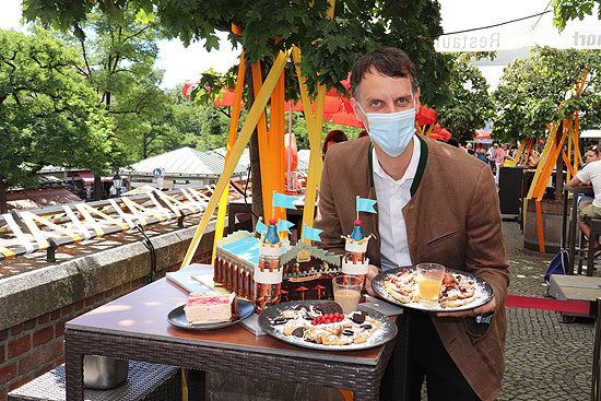 Magnus Müller-Rischart - Inhaber des Cafe Kaiserschmarrn (©Foto: Martin Schmitz)